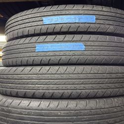 225 60 17 EDGE KELLY SET OF 4 USED WITH 80% TREAD REMAINING.