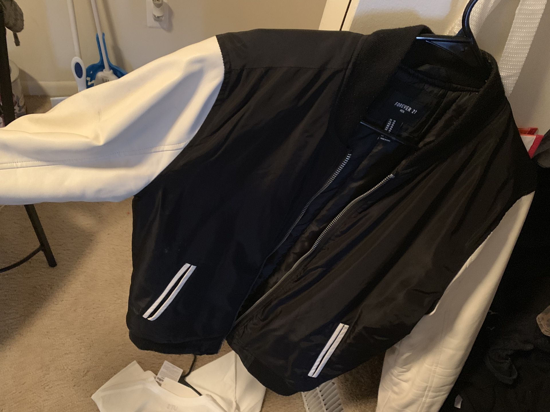 Bomber jacket forever 21