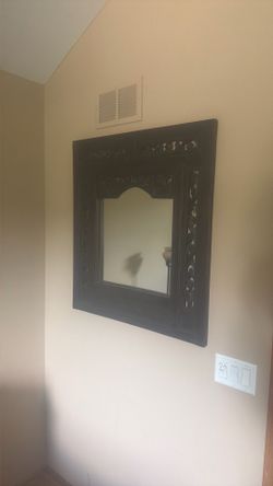 Decorative wall mirror