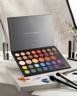 James Charles x Morphe