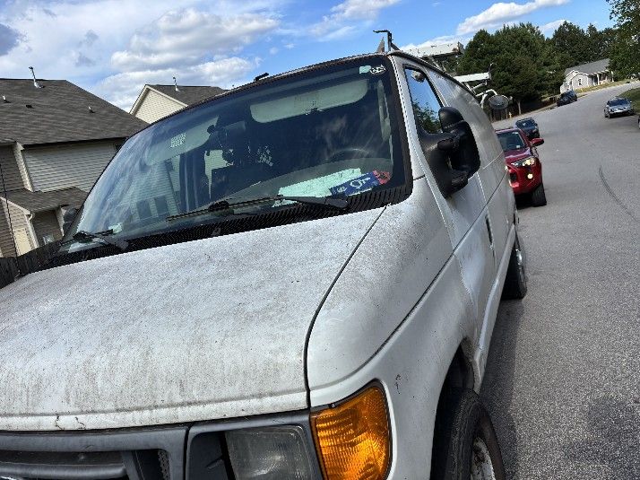 2008 Ford E-250