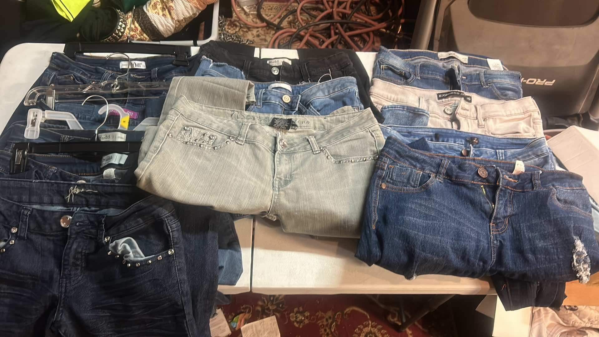 Jeans