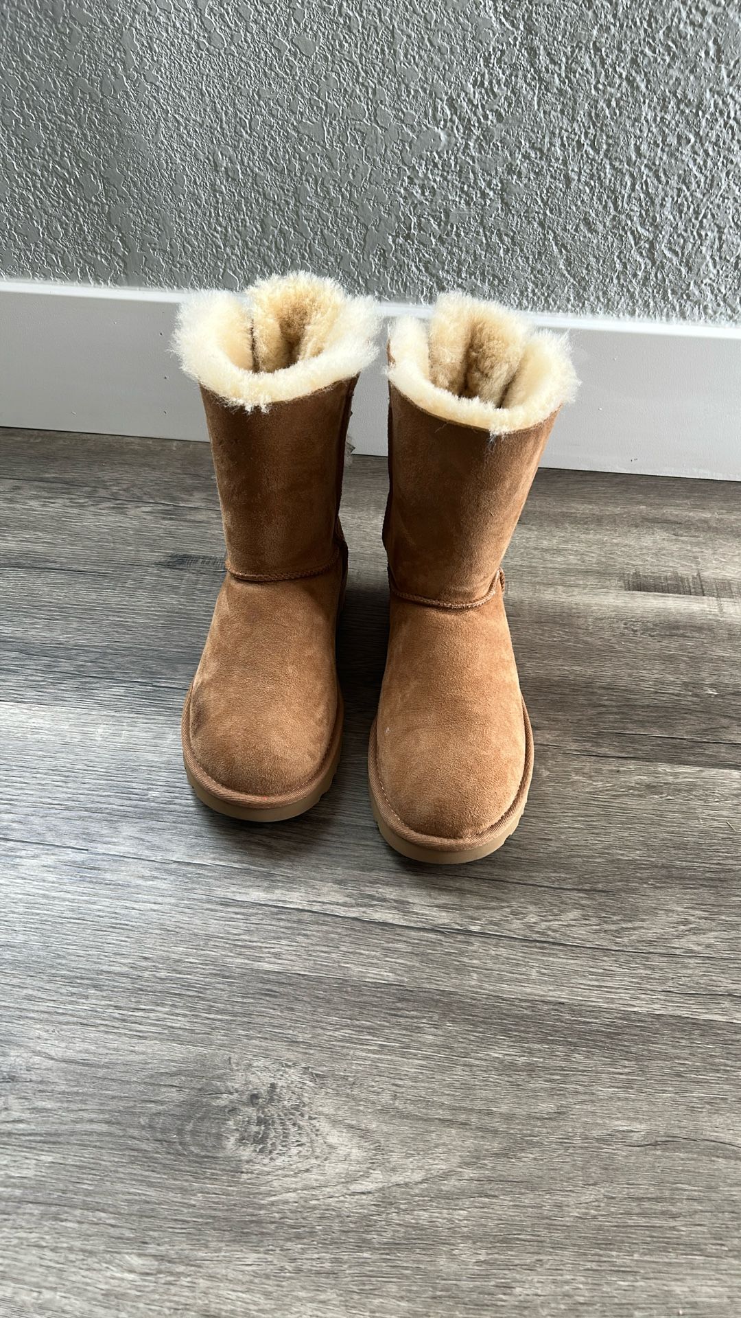 Uggs Size 9