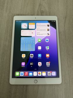 iPad 7th Gold 32GB WiFi Lightly Used