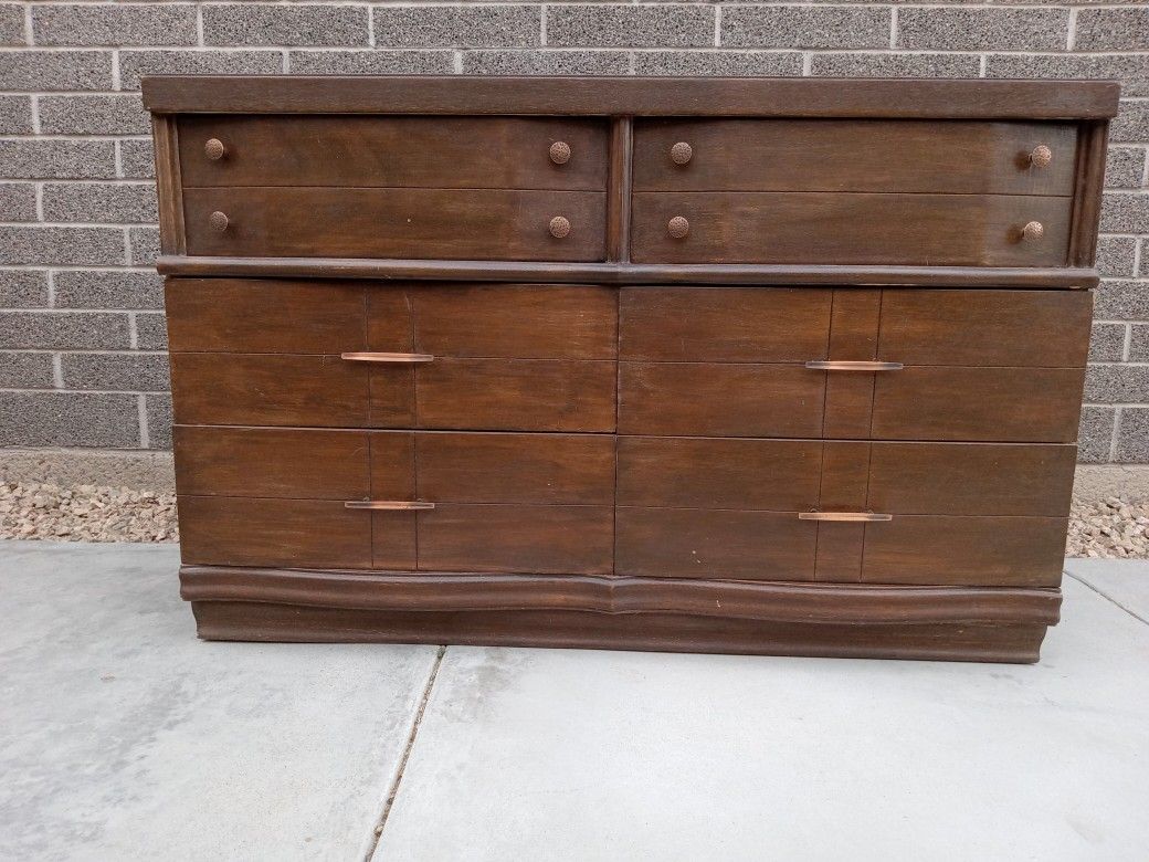 Vintage MCM Dresser By Harmon Mfg Co