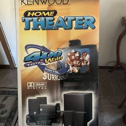 Surround Sound Stereo - Home Theater System - Kenwood - 400 Watts