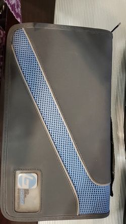 CD/DVD/BLUE RAY Storage & Carrying Case Holds Up To 64 Discs