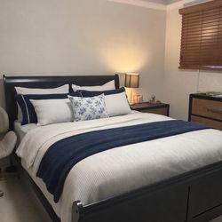 Queen Size Bed Frame - Black