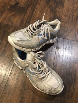 Reebok size 8.5