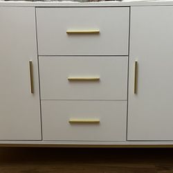 Cabinet White And Gold