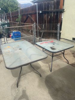 Free glass tables