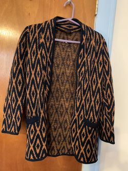 Vintage Claudine, Sweater