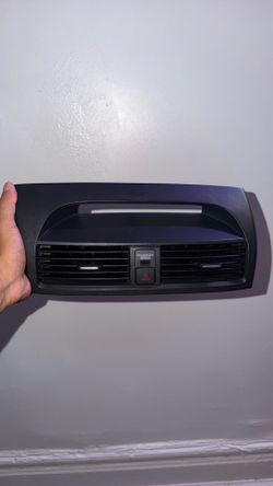 Acura TL Center Dash Air Vent