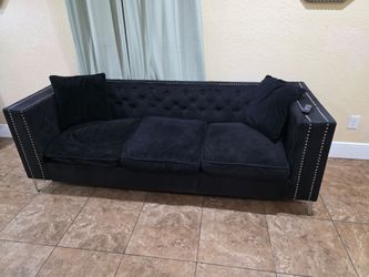 Loveseat/sofa