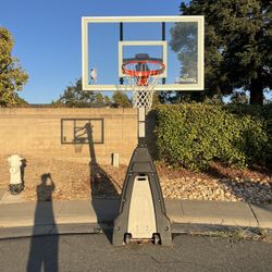 Spalding Basketball Hoop