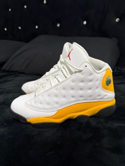 Jordan 13 Retro del sol size 9
