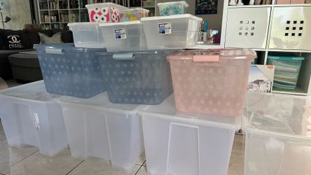 Plastic storage bins