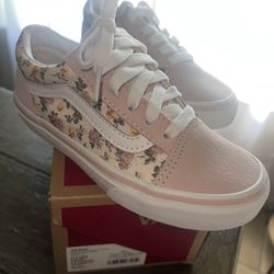 Vans         Girls Size 13