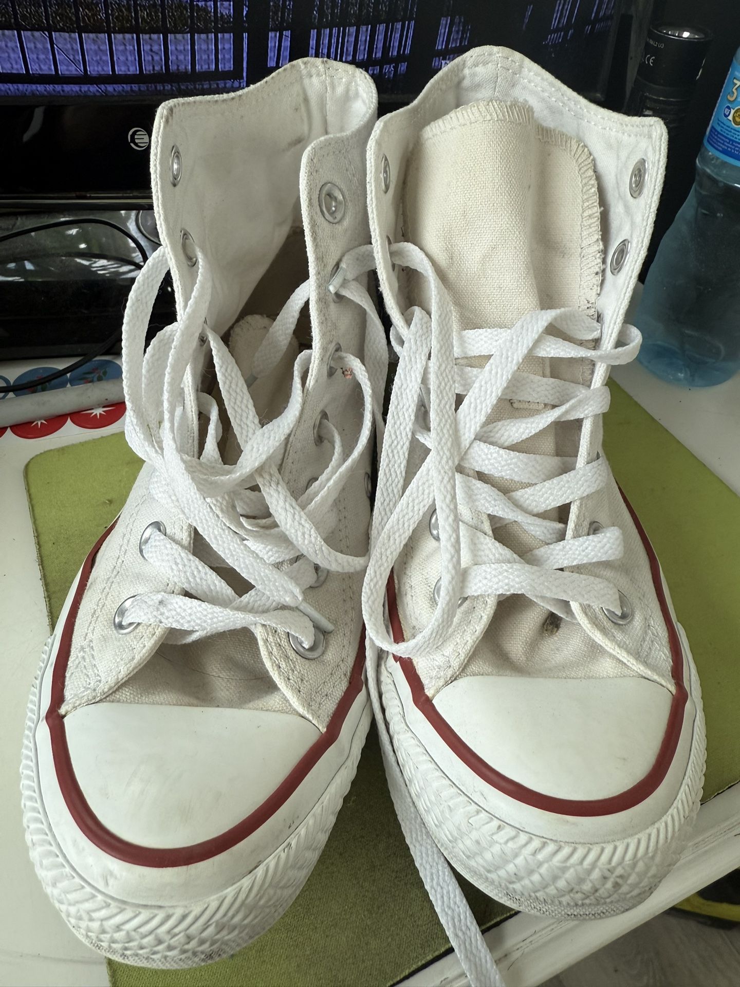 Converse All Star Size 5.5 Men 7 Women