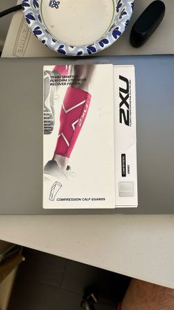 2XU Compression Calf Socks NEW