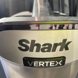 Shark Vertex DuoClean