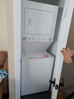 Stacked Electric Washer Dryer Unit