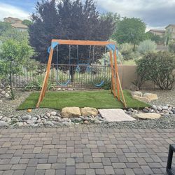 Swing Set With Monkey bars And Trapeze 