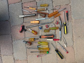 Miscellaneous screw drivers and stuff all for 5.00