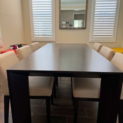 RH dining table
