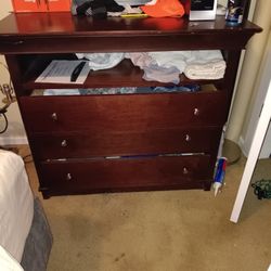 2 Dressers