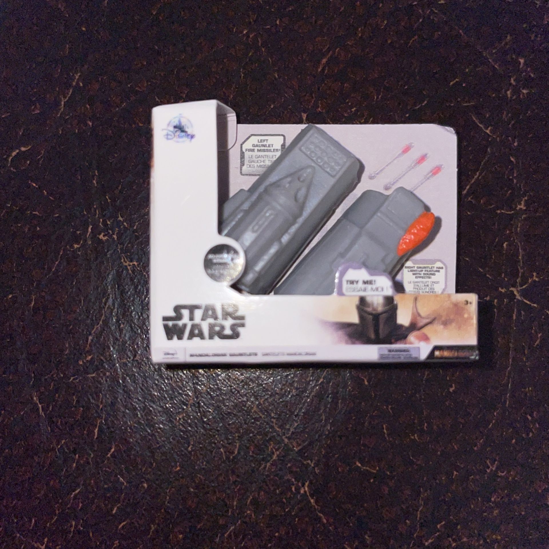 Mini brand Star Wars Mandalorian Guantlets