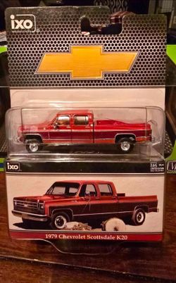 IXO 1979 Chevrolet Scottsdale K20 1:64 Die-Cast
