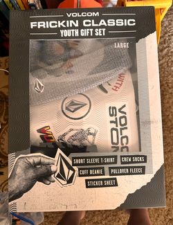 Volcom Frickin Classic Mens Gift Set Large