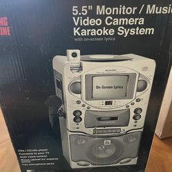 Singing Machine STVG-535 Karaoke - Brand New