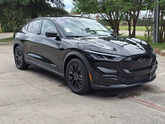 2025 Ford Mustang Mach-E