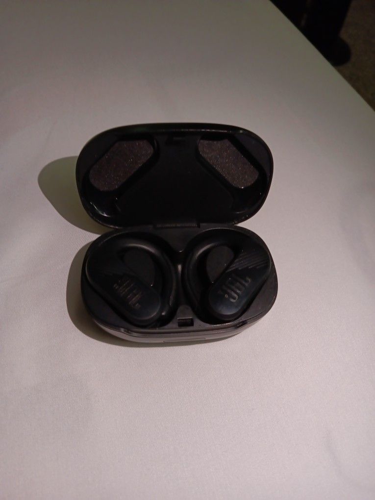 JBL Earbuds