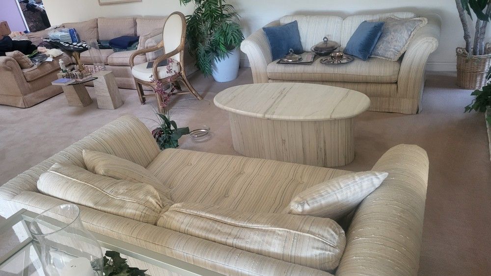 Marble Coffee Table 48 X 26 X 19