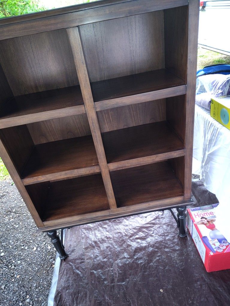 Shelf