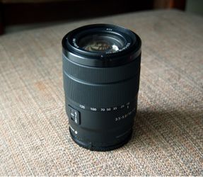 Sony E 18-135mm f/3.5-5.6 OSS Lens