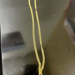 22in 14k Gold Cuban Link Chain