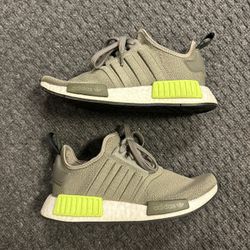 Mens NMD R1 “Trace Yellow Cargo” Size 5