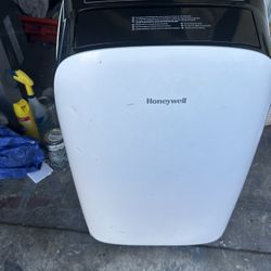 Air Conditioner Works Well ❄️❄️❄️💨💨