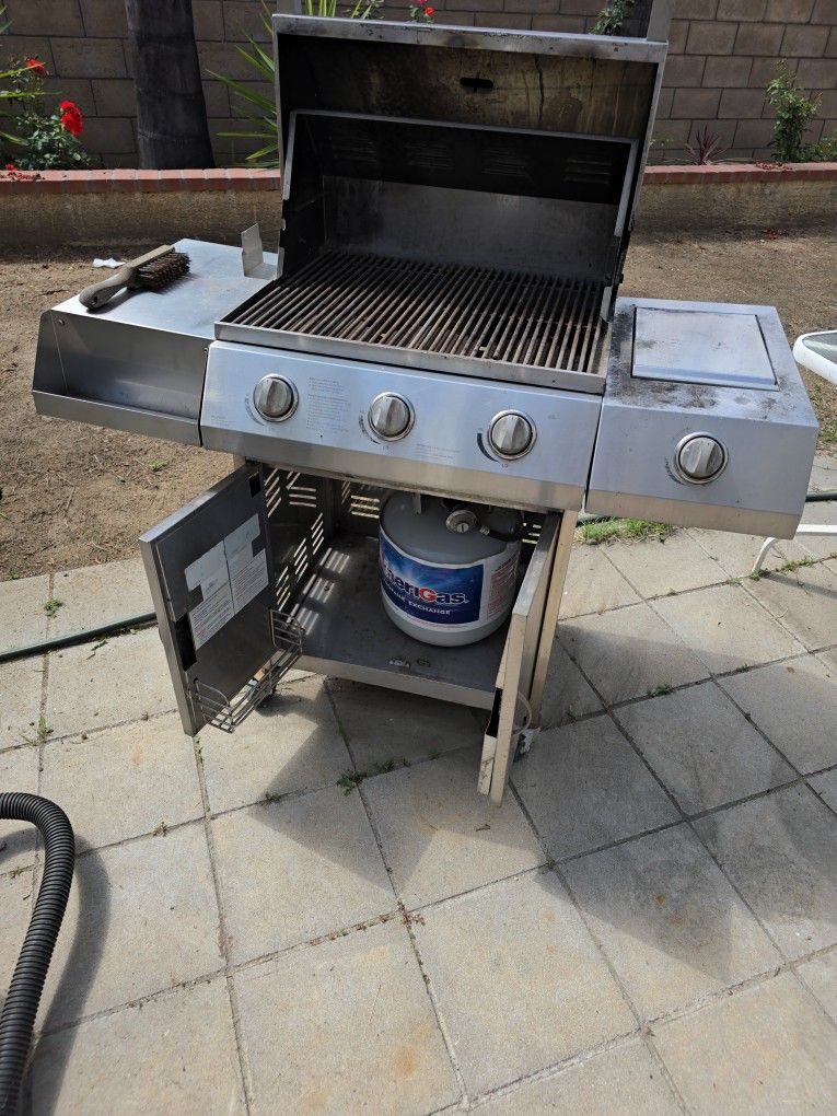 Barbecue BBQ Grill