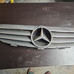 2003 To 2009 Clk Benz Front Grill