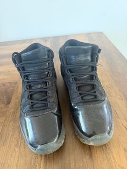 Air Jordan 11 - Cap & Gown