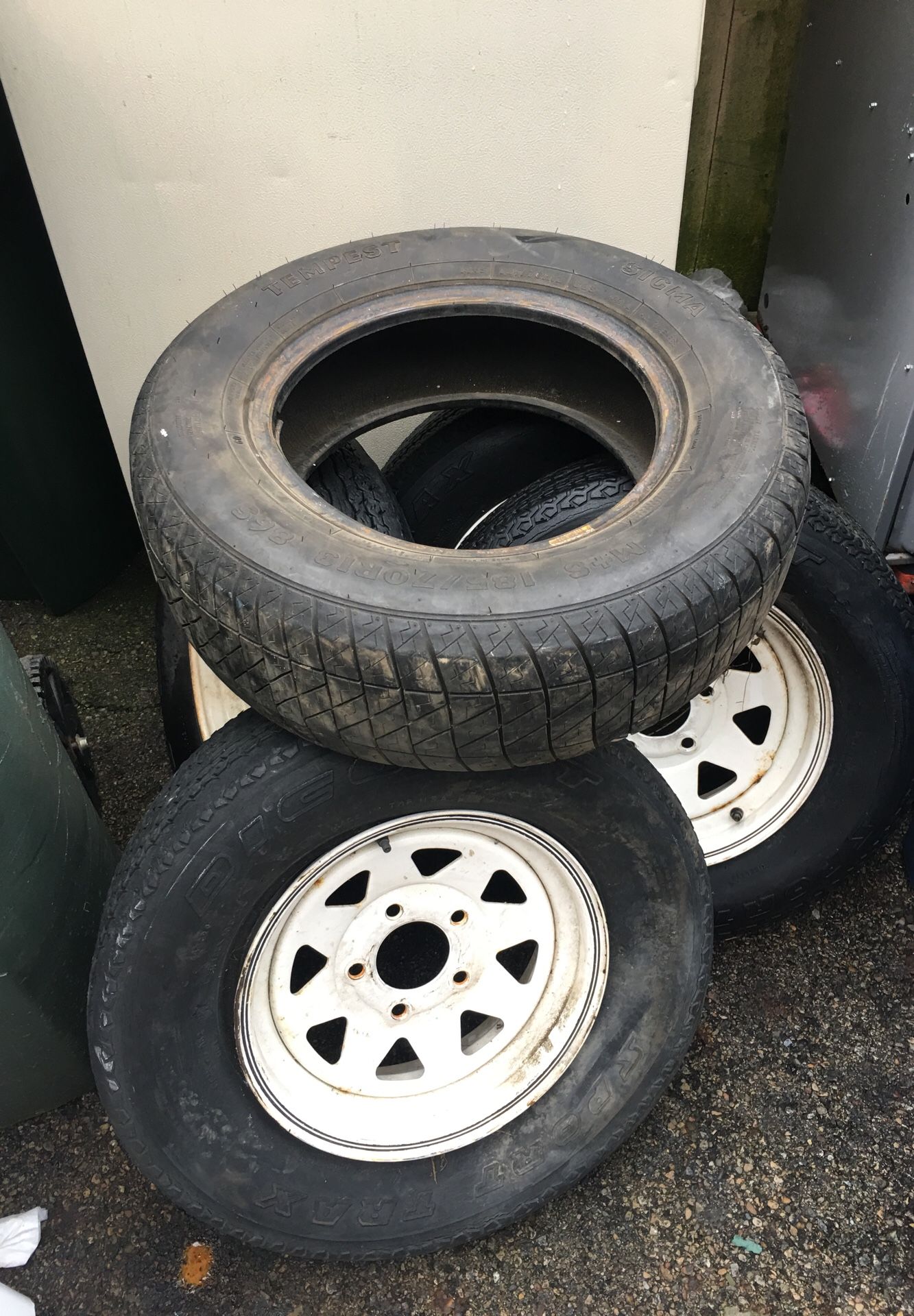 Trailer rims 185/70/13