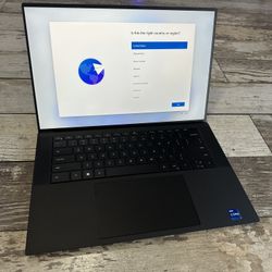 Dell XPS 15 9520 12th Gen i7 / 16GB RAM / 512GB SSD / NVIDIA GeForce RTX 3050 / Windows 11