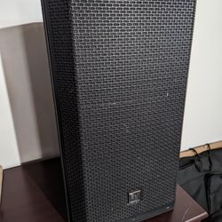 Electro Voice ZLX-12P 