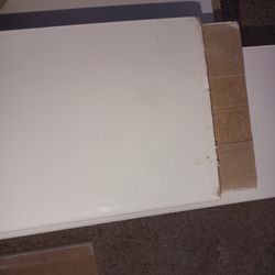 Baseboard  Flat 3  1/4     16 Ft Each  19 Pieces  New  