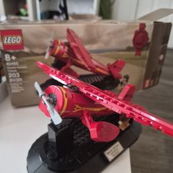 LEGO Amelia Earhart Tribute